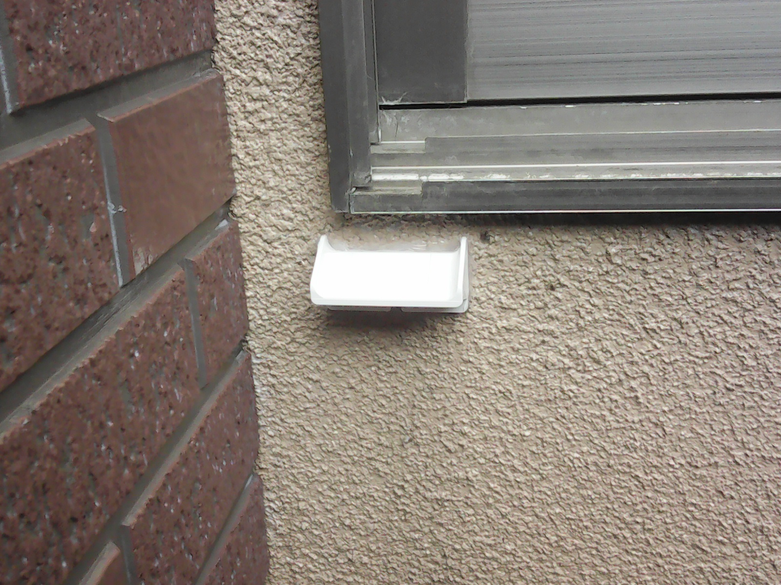 雨だれスットッパー 伝い水防止水切り 取付け施工 施工実績 スキザキ塗装 雨だれスットッパー 伝い水防止水切り 取付け施工 施工実績 スキザキ塗装